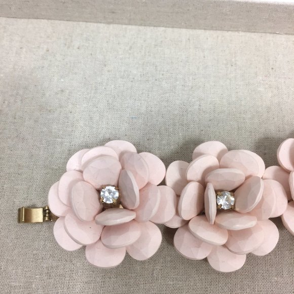 J Crew Pale Pink Rose Flower  Statement Bracelet - Picture 5 of 12
